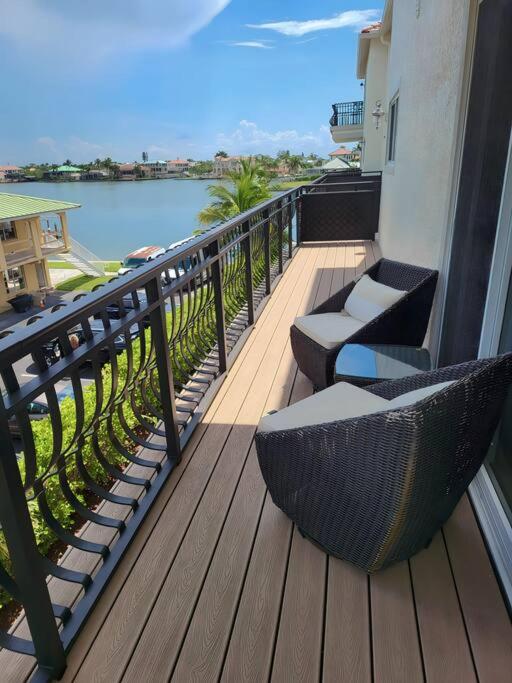 Vanderbilt Beach 3br/3ba condo photo 4