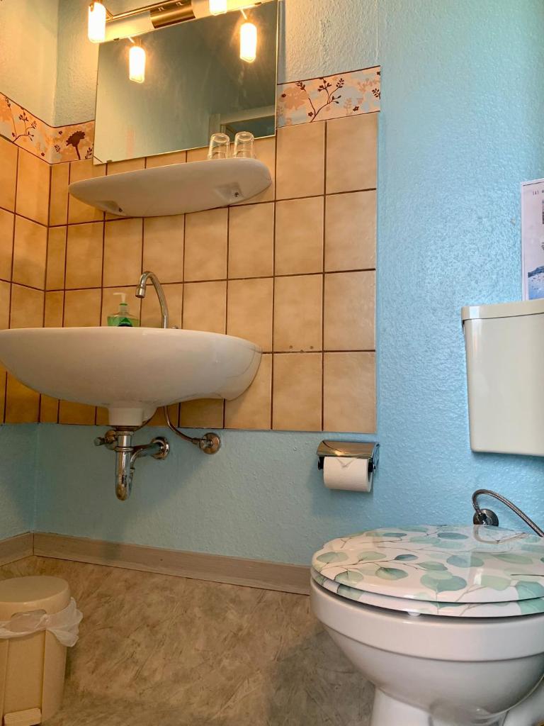 Hotel Pension Schienfatt am Dornumersieler Tief photo 3