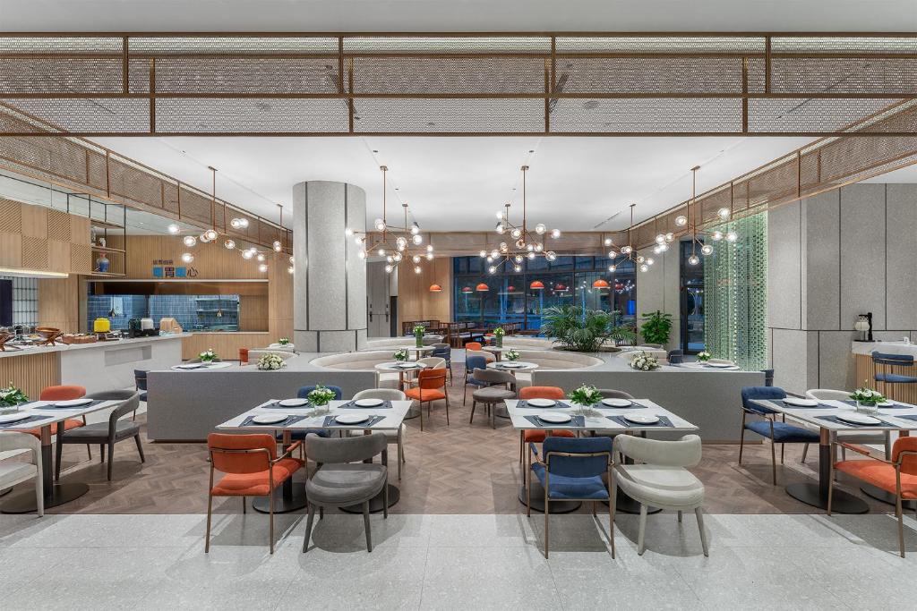 Holiday Inn Express Yinchuan Yuehai photo 1