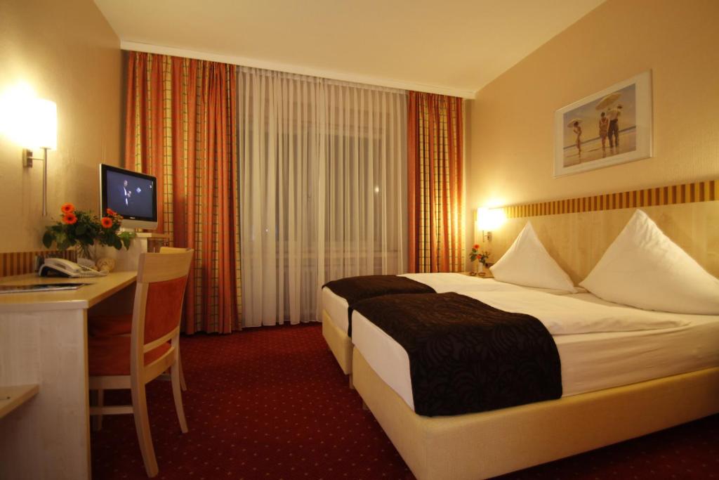Hotel Kaiserhof Wesel photo 3