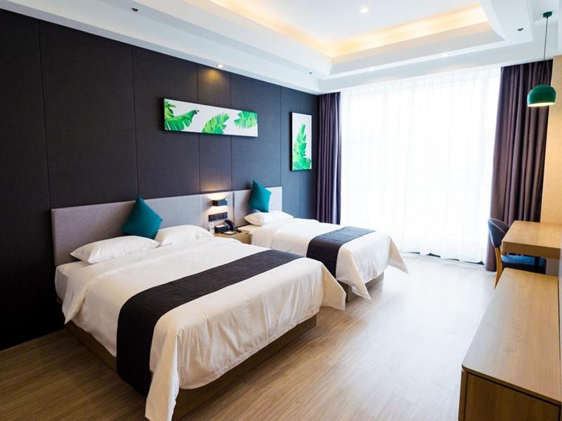 Thank Inn Plus Datong Senyuan Building High-Speed Railway Station photo 1