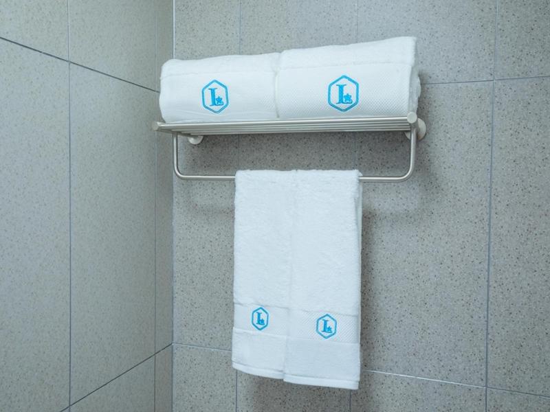 LanOu Hotel Qingdao West Station Haixi Road photo 1