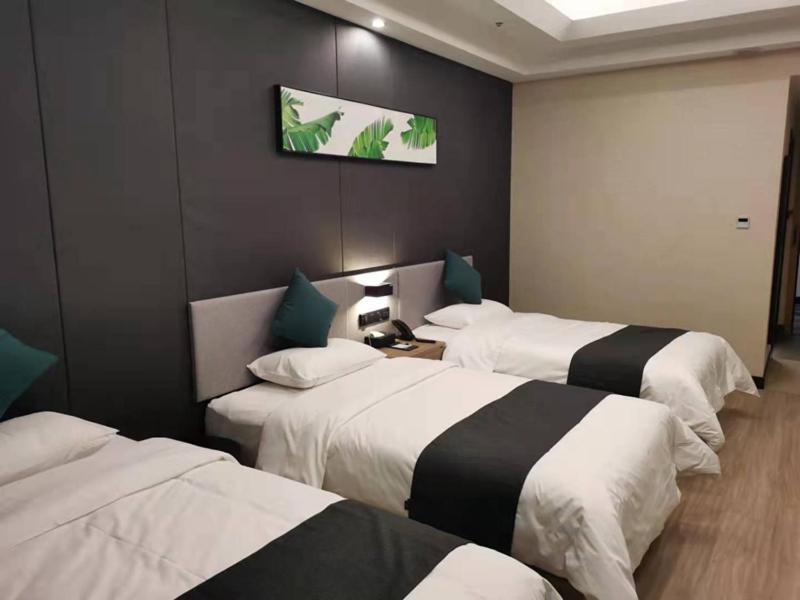 Thank Inn Plus Datong Senyuan Building High-Speed Railway Station photo 2