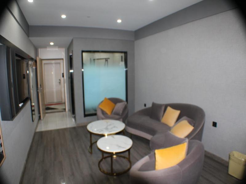 Thank Inn Plus Chuzhou Mingguang Starlight Trade City photo 2