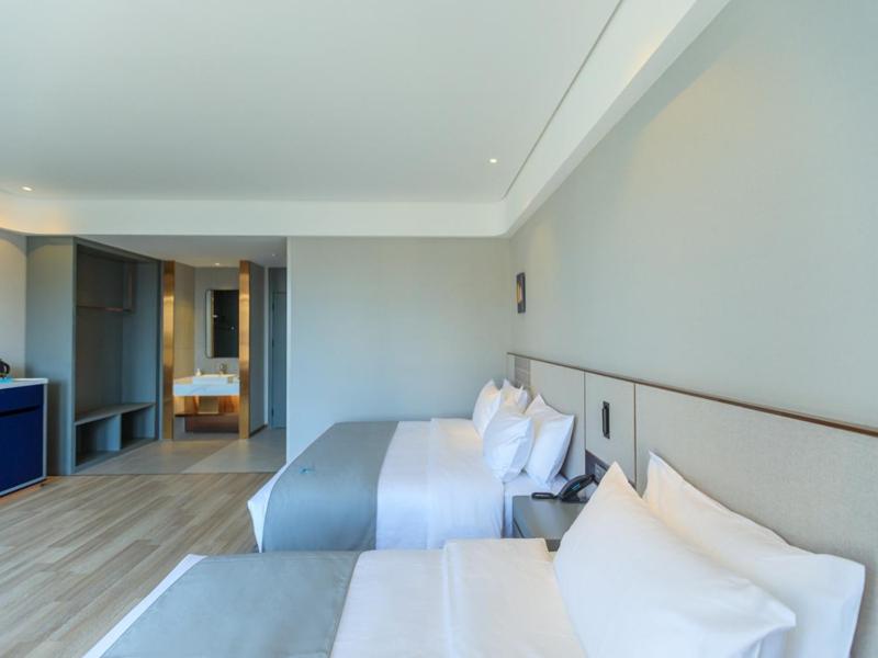 LanOu Hotel Qingdao West Station Haixi Road photo 2