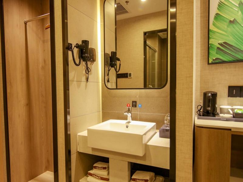 Thank Inn Plus Beijing Yizhuang Maju Bridge Jinghai Road photo 3