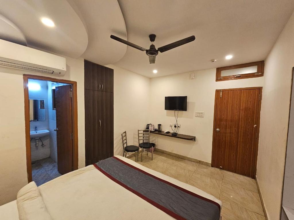 HOTEL ORCHID photo 4