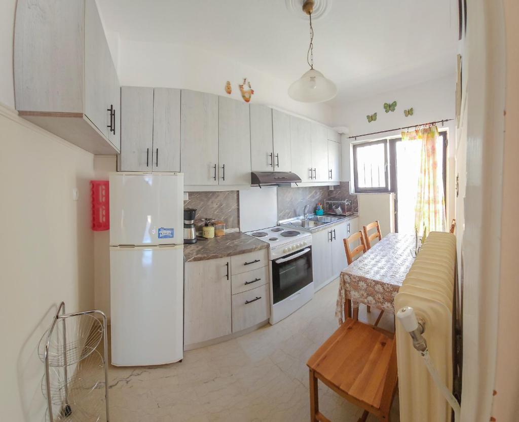 Like HomeRetro Central Apartment photo 4