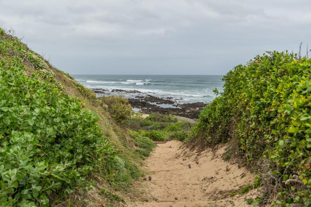 Footprints In The Sand - Kini Bay photo 1