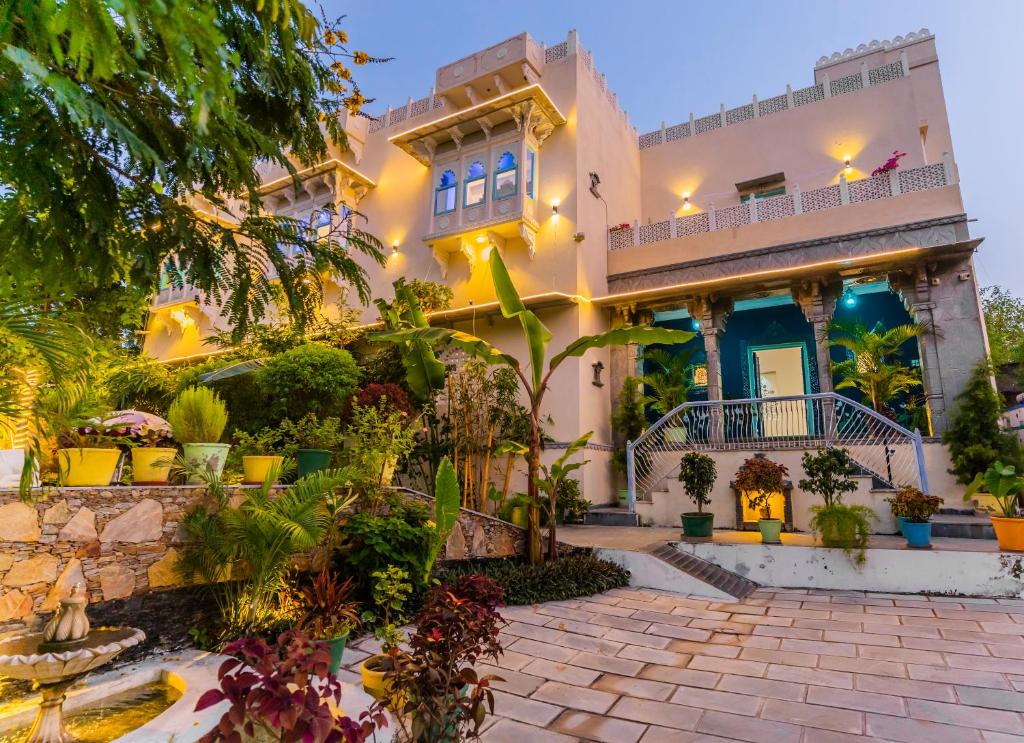 SaffronStays The Eyrie photo 2
