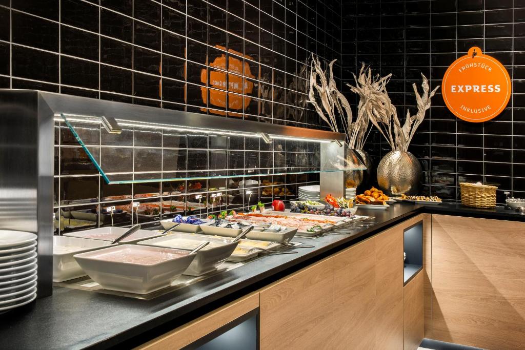Holiday Inn Express Stuttgart-Waiblingen, an IHG Hotel photo 1