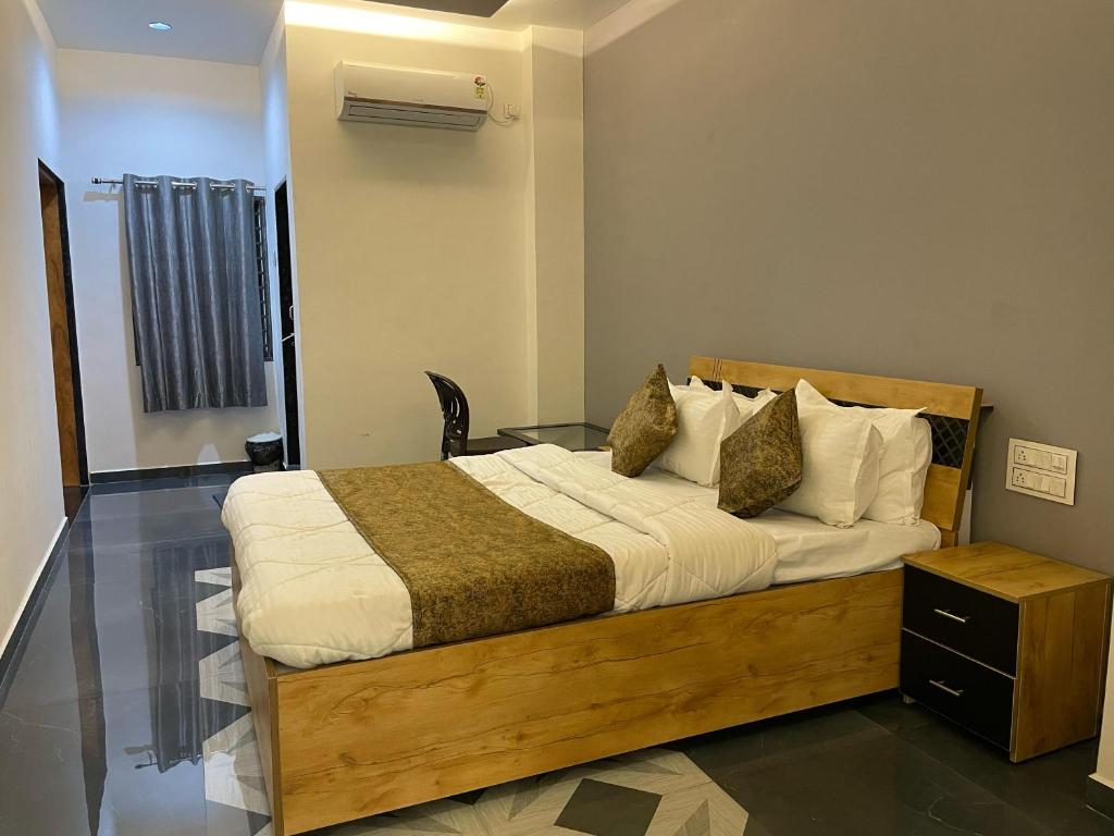 HOTEL THE GRAND MARUTI photo 1