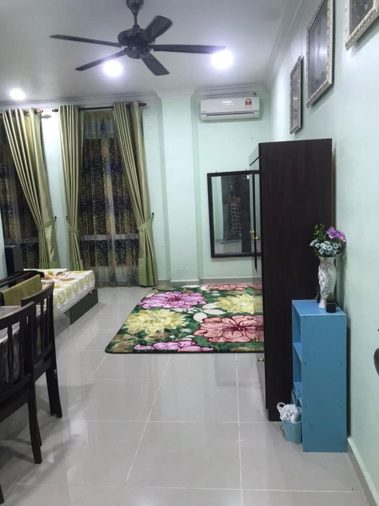Nazrich Homestay photo 2