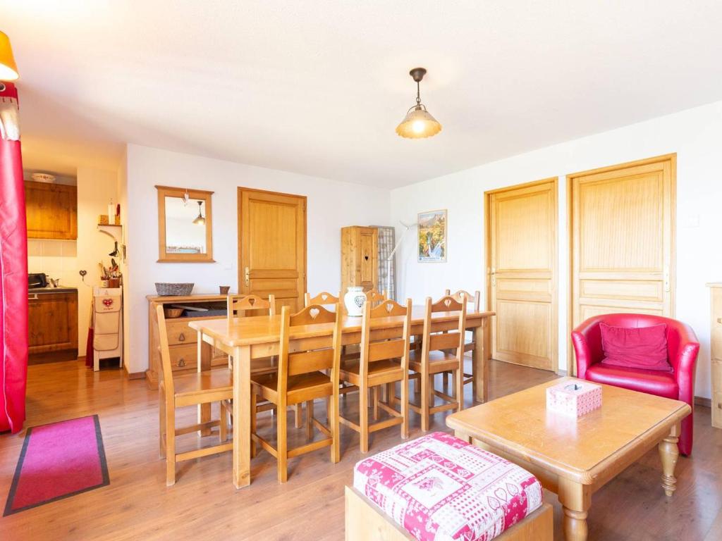 Appartement Germ, 3 pièces, 8 personnes - FR-1-695-37