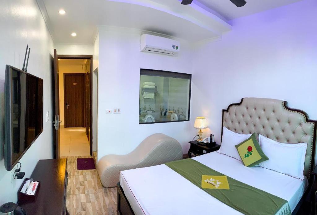 Hoàng gia Hotel - Đông Trù - by Bay Luxury