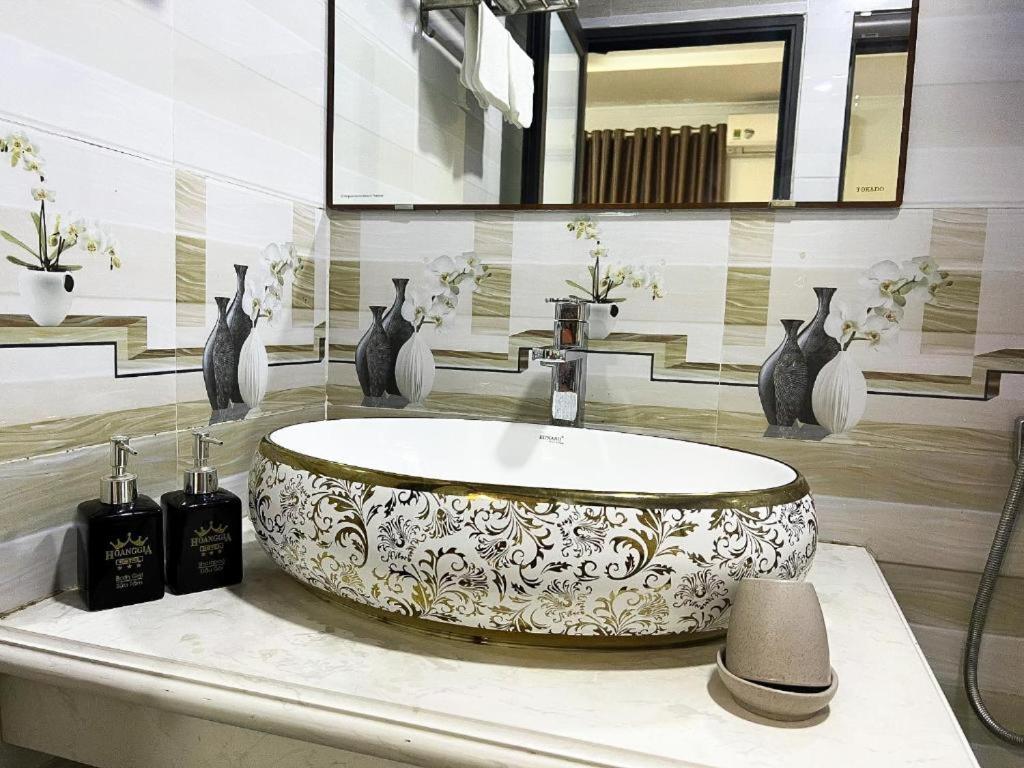 Hoàng gia Hotel - Đông Trù - by Bay Luxury