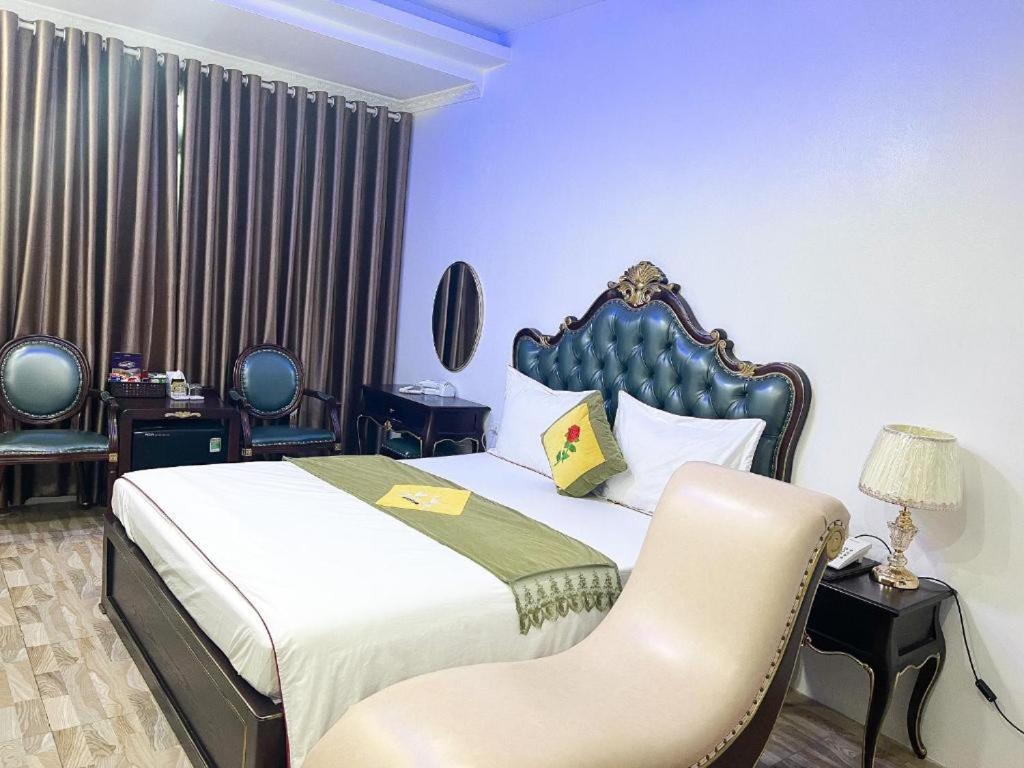 Hoàng gia Hotel - Đông Trù - by Bay Luxury
