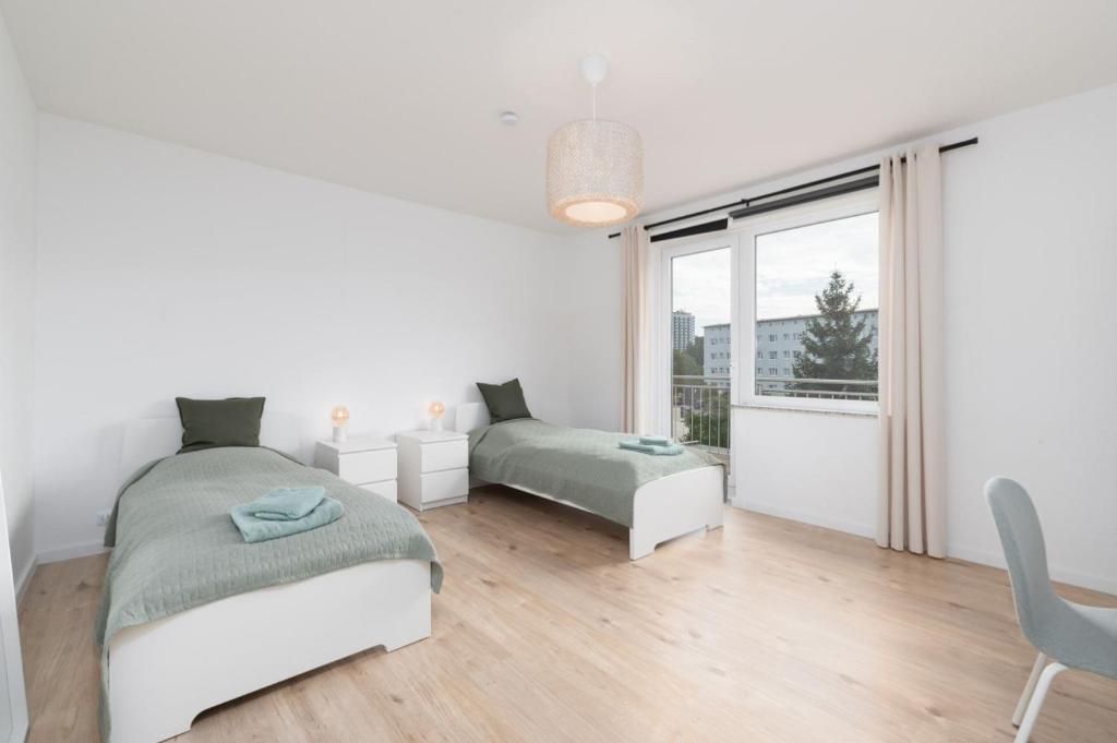 Chic Apartment with balcony photo 2