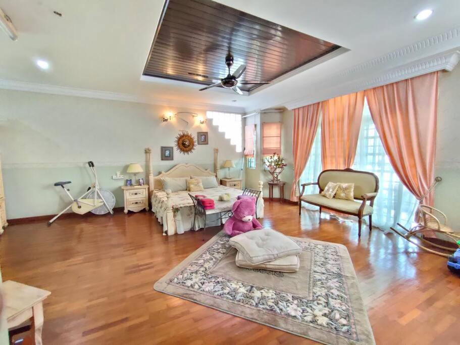 The Bungalow Homestay by Cheta photo 3