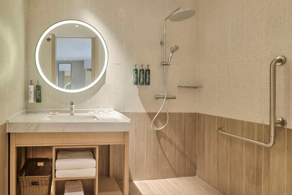 Hilton Garden Inn Zhuhai Jinan University photo 2