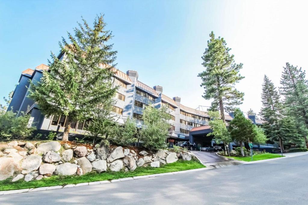 Hilton Vacation Club Tahoe Seasons Lake Tahoe photo 1