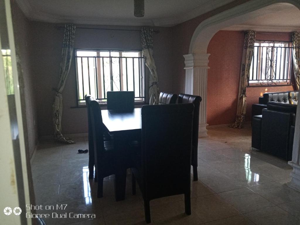 1 Balogun Bam Bam, Erunwen , Alaago, Ikorodu Lagos. photo 1