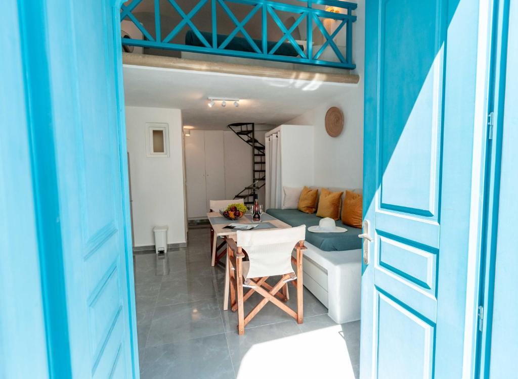 Santorini Karterados Retreat photo 3