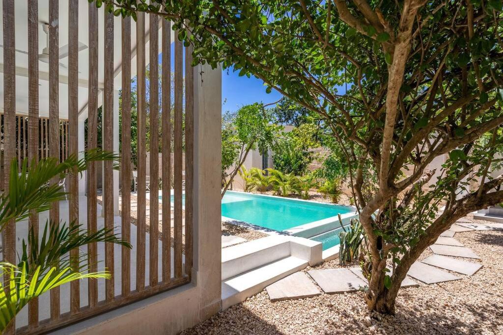 Private pool villa 150 meters from the Diani beach photo 1