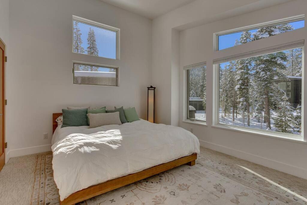 Palisades Tahoe Mountain Oasis photo 4
