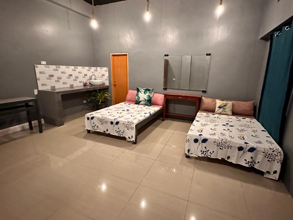 Limewood Residences- Bago City good for 4 photo 2
