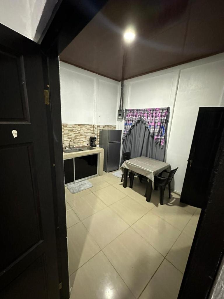 Casitas rojas 2 photo 4