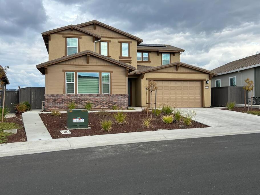 Gorgeous Home! Awesome views! image