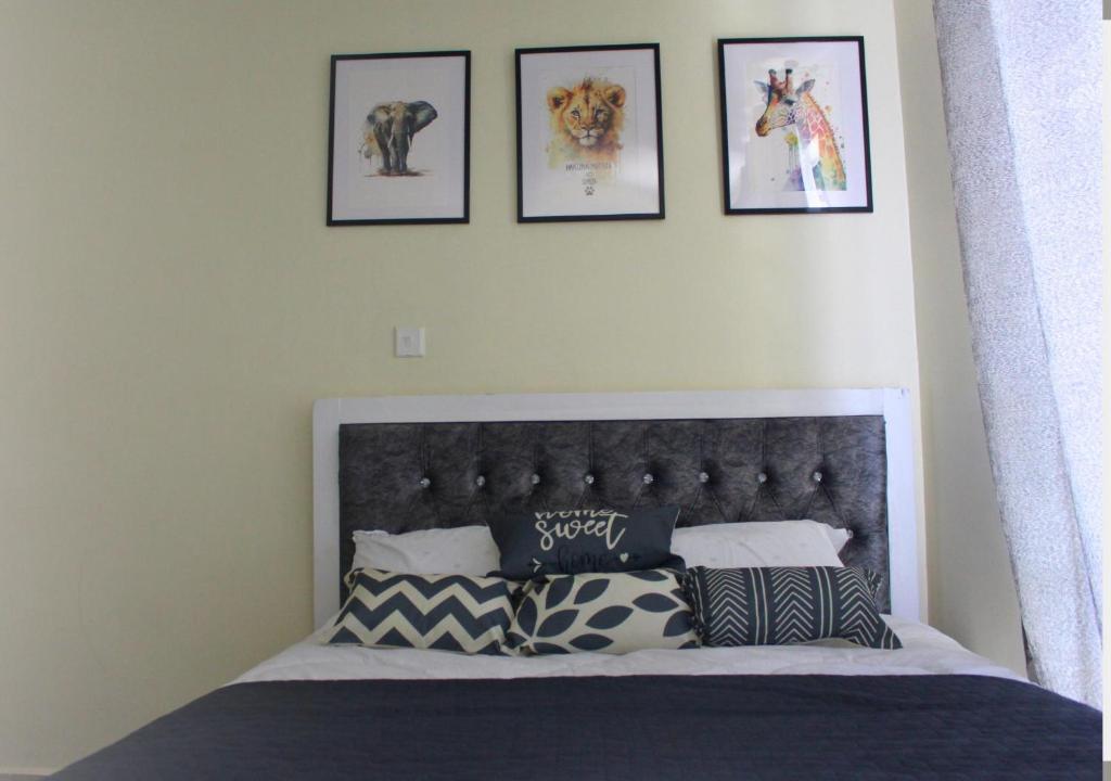SIMBA'S NOOK - A modern Budget Studio Apartment in Syokimau, Nairobi with Fast WiFi & Netflix - Near the JKIA Airport, SGR Station & Gateway Mall photo 1