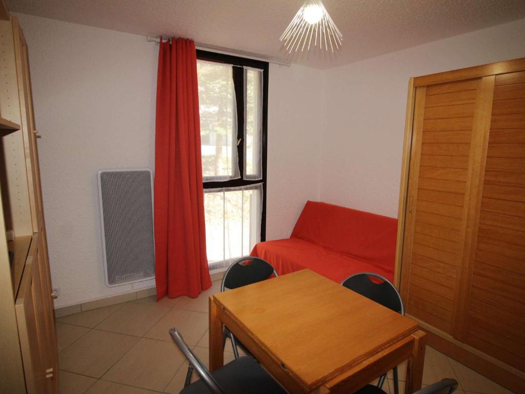 Appartement Auris, 1 pièce, 3 personnes - FR-1-297-335 photo 1