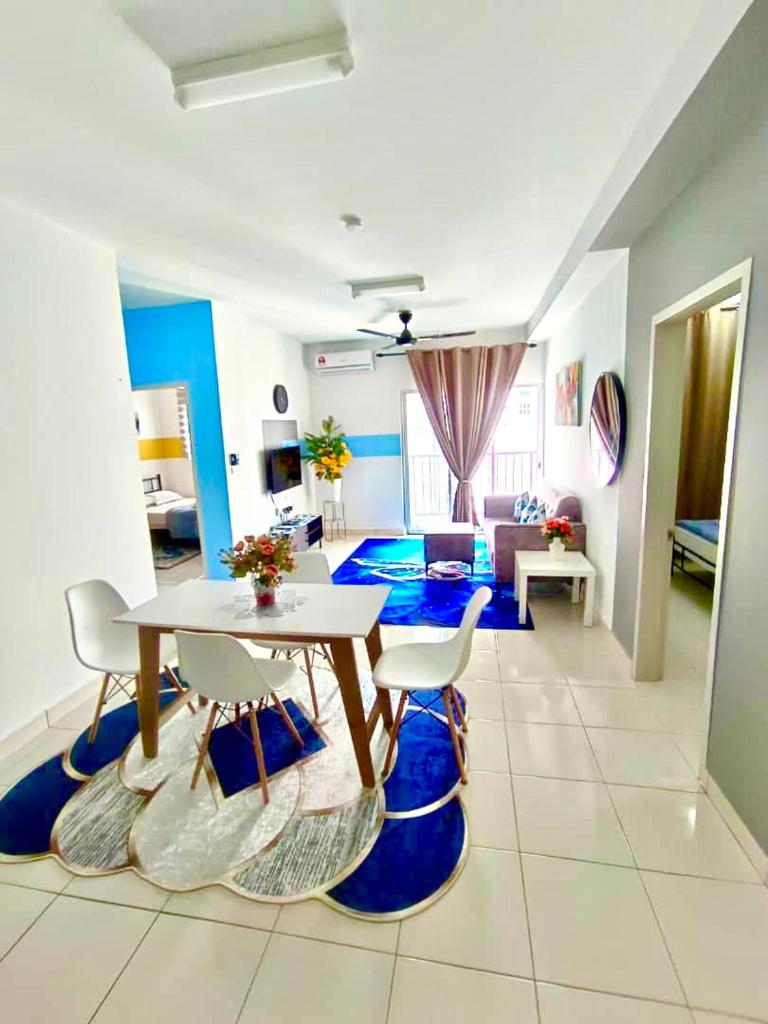 AF Homestay 3 Bedrooms 15mins to KLIA Free Wifi Netflix photo 1