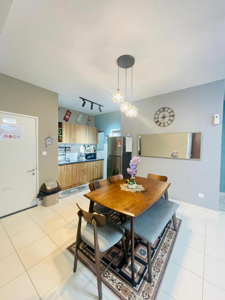 AF Homestay 3 Bedrooms 15mins to KLIA Free Wifi Netflix photo 2