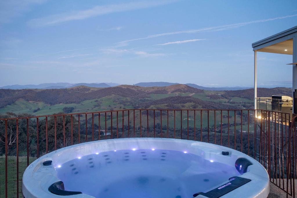 The Bella Vista by Mt Bellevue photo 2