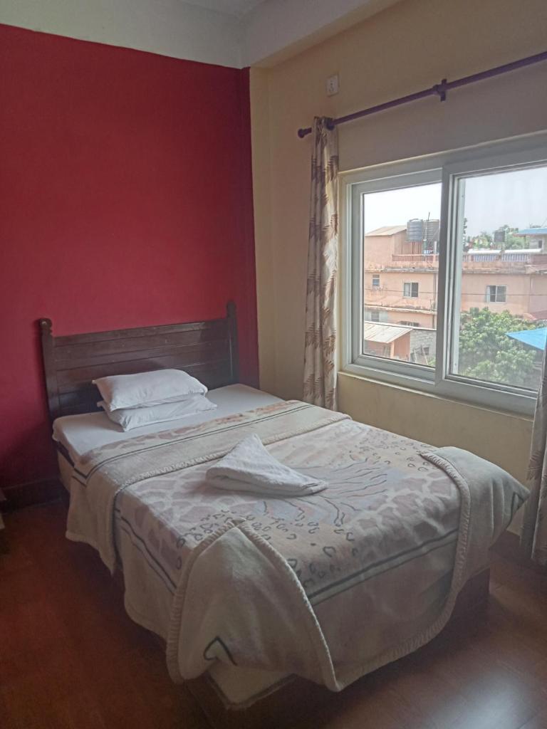 Hotel holidays inn and Gypsy cafe photo 3