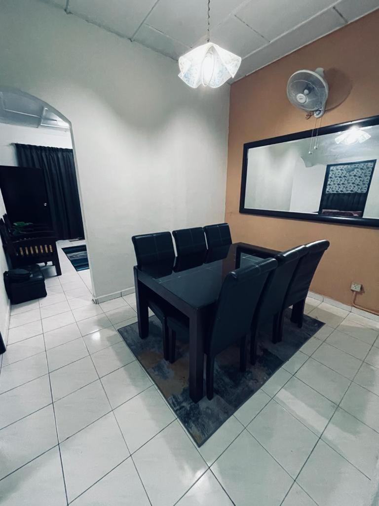 Daliya Homestay Ulu Tiram JB photo 1