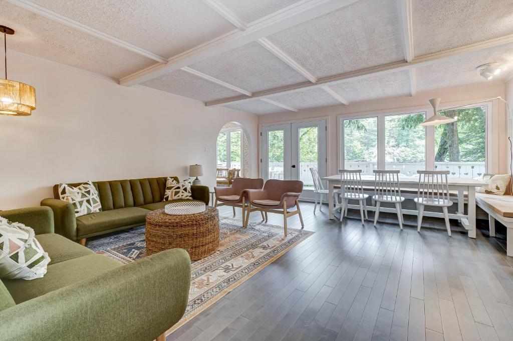 Family chalet in the heart of Wakefield