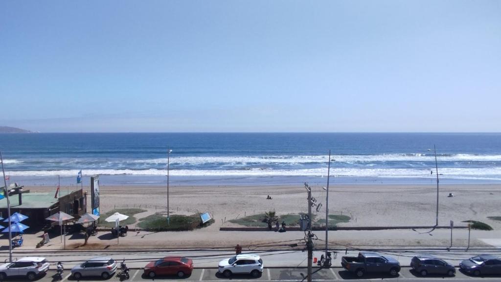 ¡Espectacular Departamento Vista al Mar! primera linea