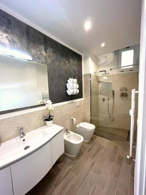 Elegant Boutique Apartment photo 3