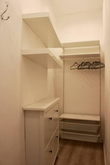 Elegant Boutique Apartment photo 4