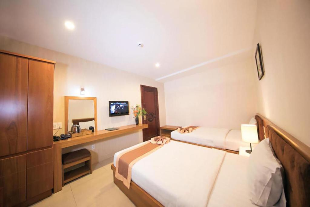 Bunny - Valentine Hotel - Bui Vien Street
