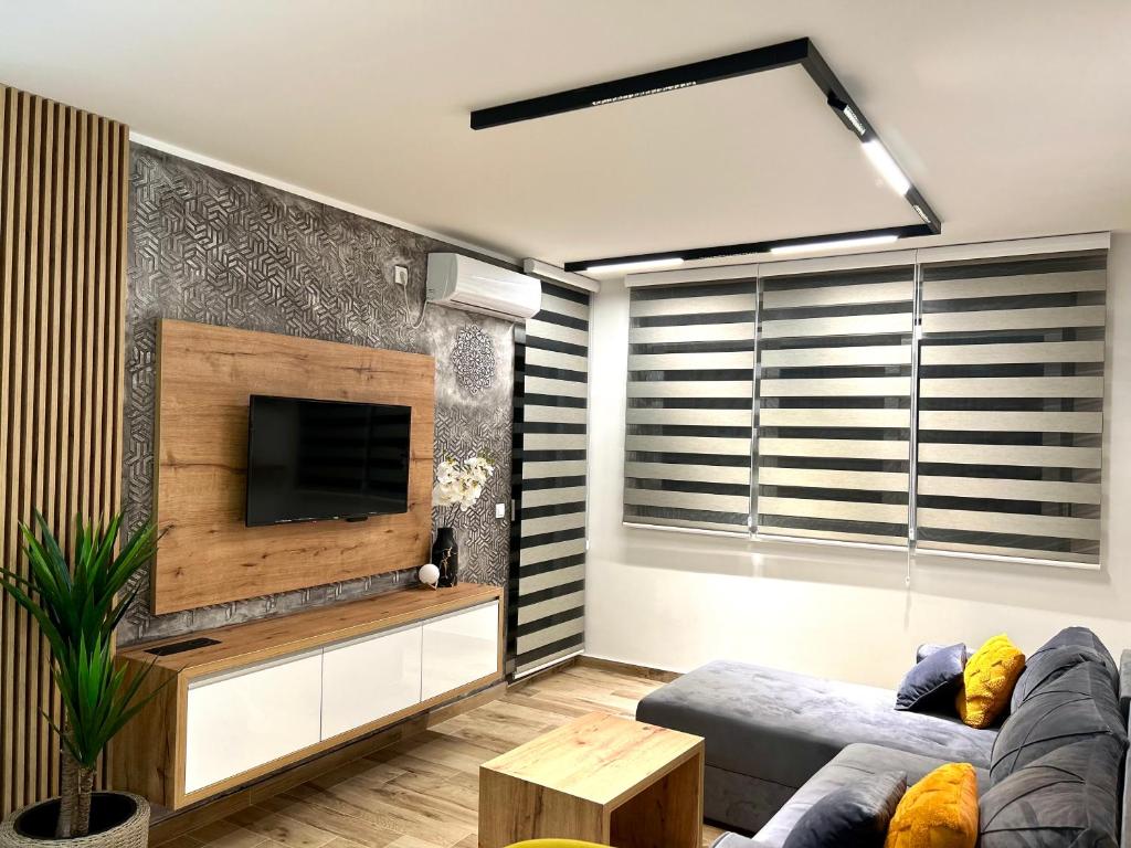 Apartman Lux-besplatno korišćenje zasebne garaže photo 1