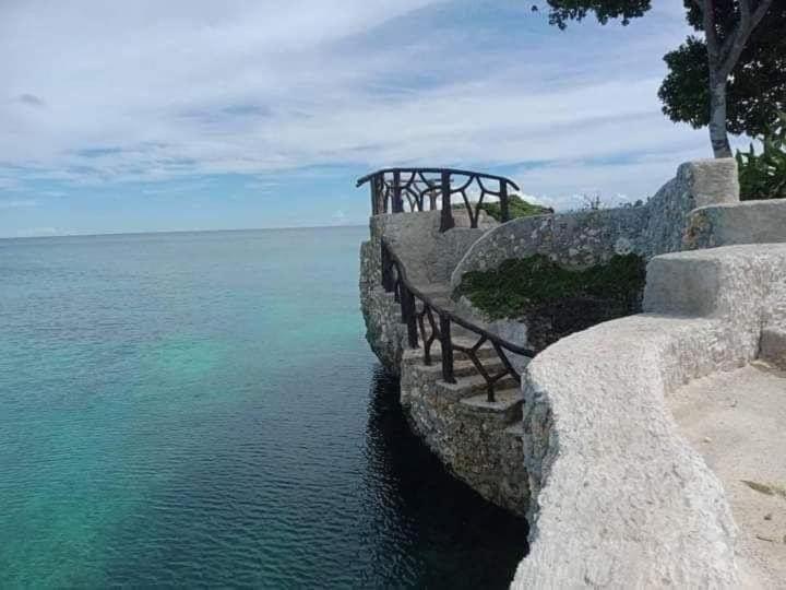 Camotes sarah’s guest house photo 4