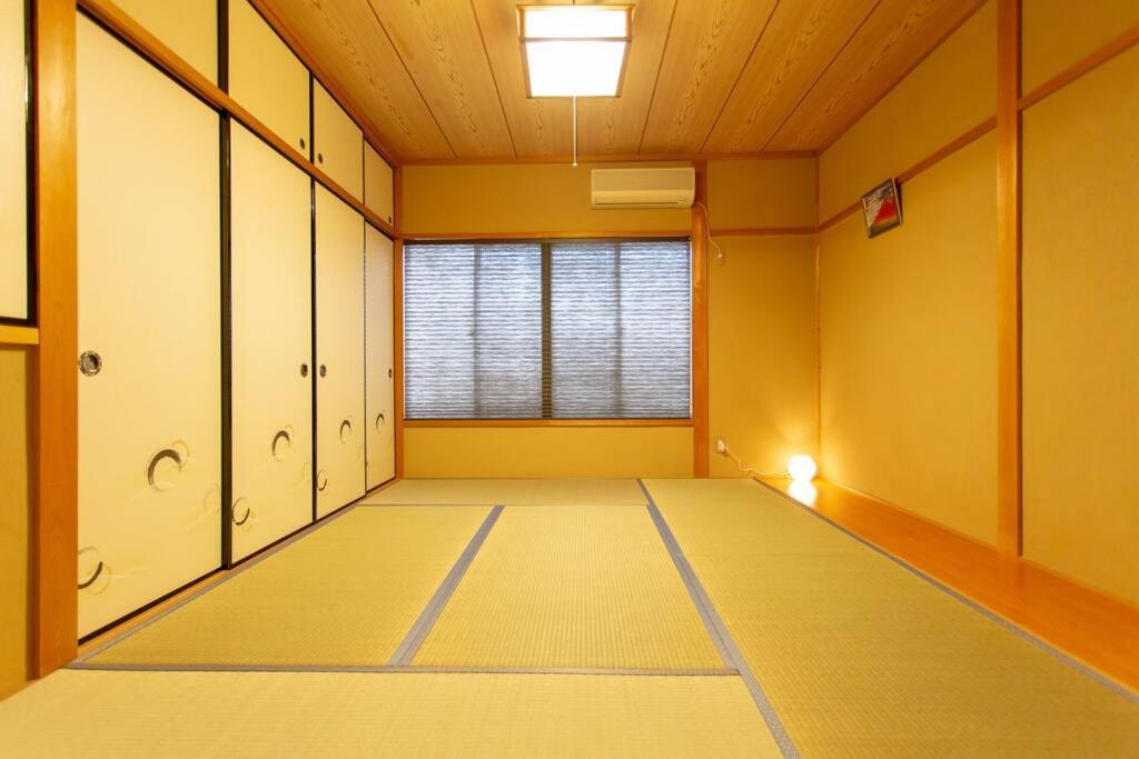 Kanmuritei Guest House UP to 7 pax, 冠邸l和モダン最大7名まで宿泊可能 photo 2