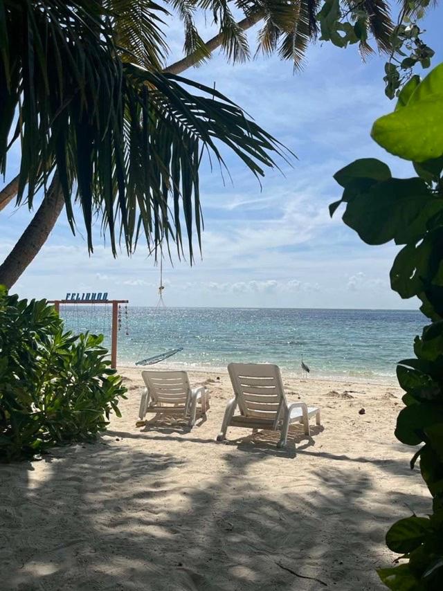 Finolhu Beach Guest House photo 1