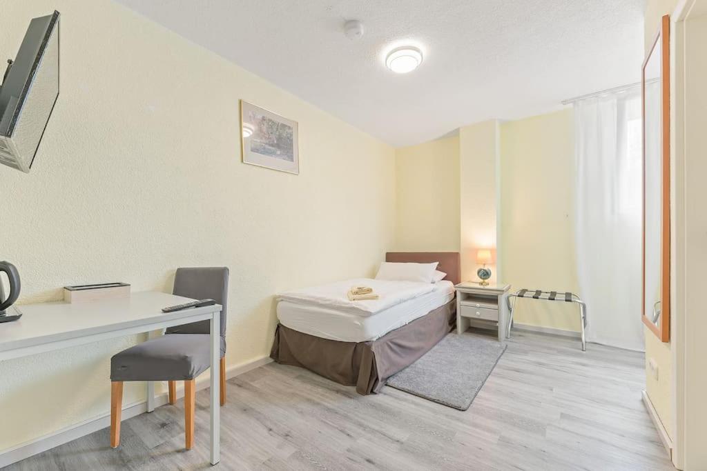 BH03 Arbeiter Unterkunft für 4 Personen - 3 Schlafzimmer mit Küche photo 2