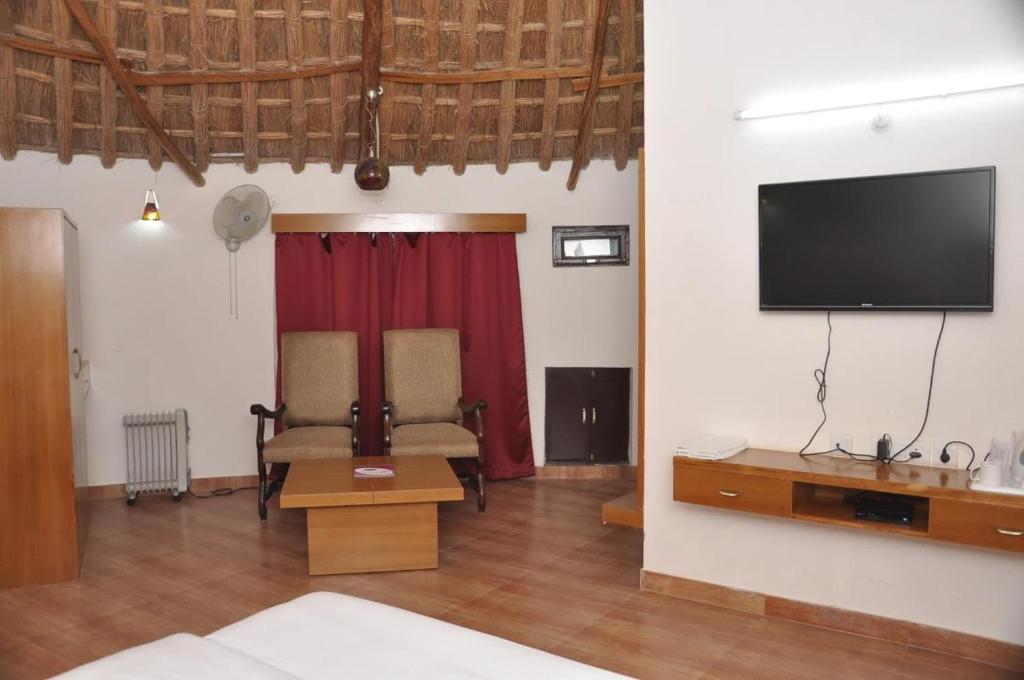 Neelkanth's Bagar Inn Resort photo 1